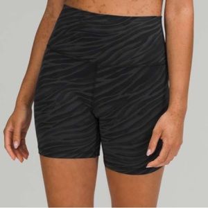 NWT: Lululemon Align Short 6"
